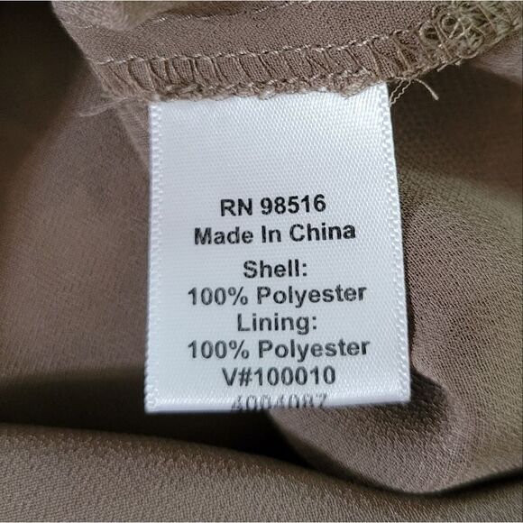 Coldwater Creek Women's Pintuck Brown Floral Blouse - Picture 12 of 15